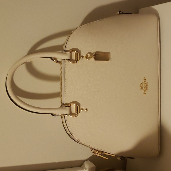 NWT Coach Katie Satchel Crossgrain Leather Purse Ivory/chalk color/ gold. - Picture 2 of 5